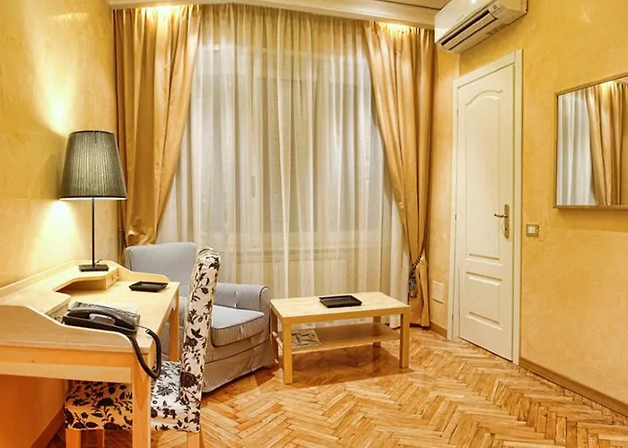 "Bbcorsotrieste" - Bed And Breakfast Di Emanuele Mazza